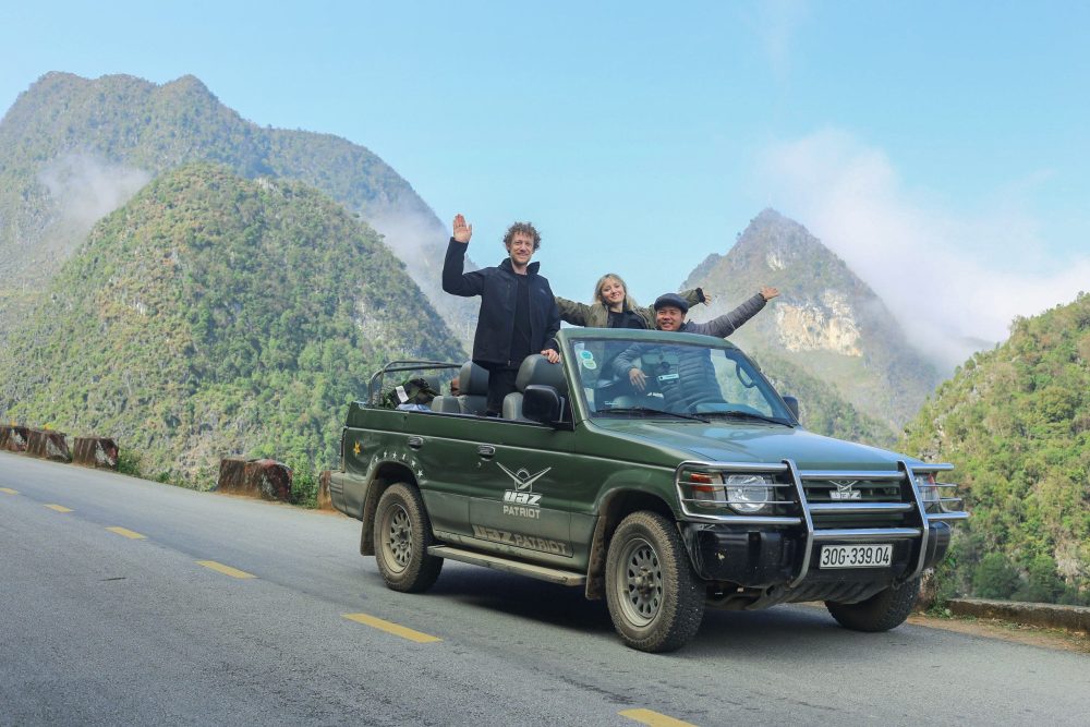 jeep-tour-ha-giang