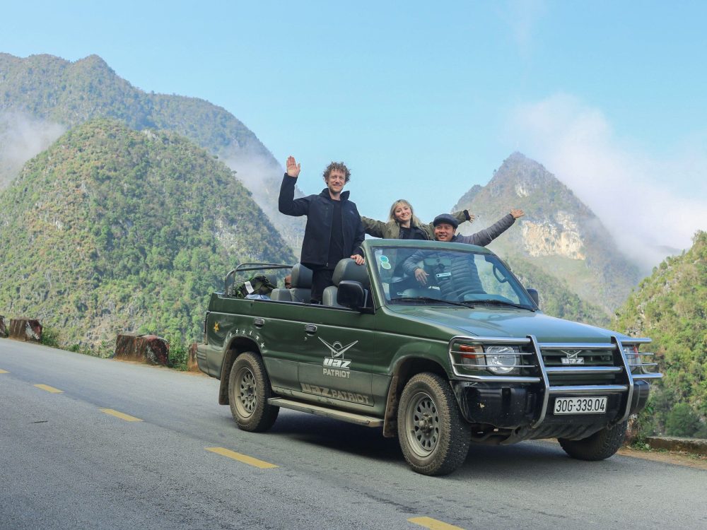 jeep-tour-ha-giang